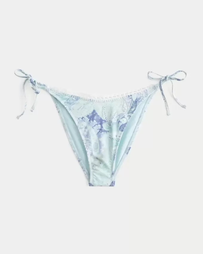 Cheeky-Bikinihose mit seitlicher Schnürung und Häkelbesatz Cheeky-Bikinihose mit seitlicher Schnürung und Häkelbesatz