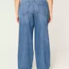 Curvy Baggy-Jeans mit mittlerer Leibhöhe und mittlerer Waschung