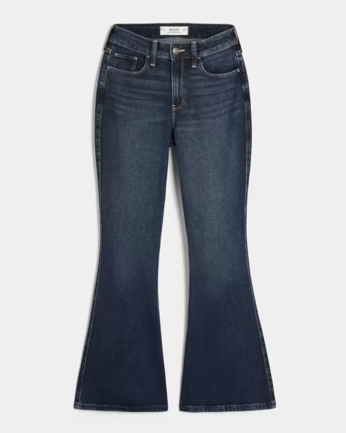 Curvy High-Rise Flare Jeans in dunkler Waschung Curvy High-Rise Flare Jeans in dunkler Waschung