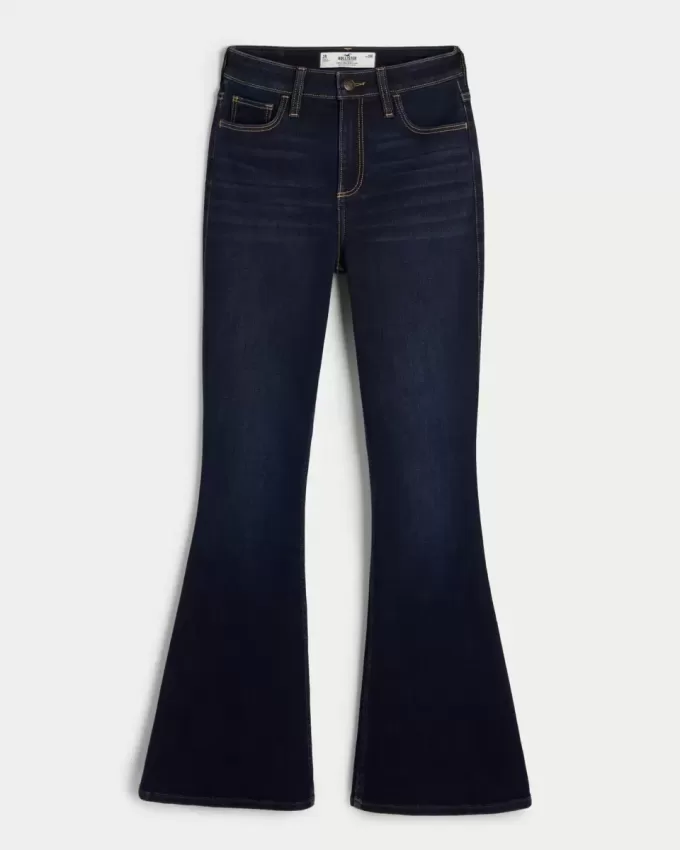 Curvy High-Rise Flare Jeans in dunkler Waschung Curvy High-Rise Flare Jeans in dunkler Waschung