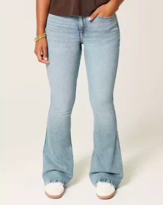 Curvy High-Rise Flare Jeans mit mittlerer Waschung