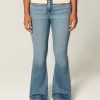 Curvy High-Rise Flare Jeans mit mittlerer Waschung Curvy High-Rise Flare Jeans mit mittlerer Waschung