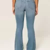 Curvy High-Rise Flare Jeans mit mittlerer Waschung Curvy High-Rise Flare Jeans mit mittlerer Waschung