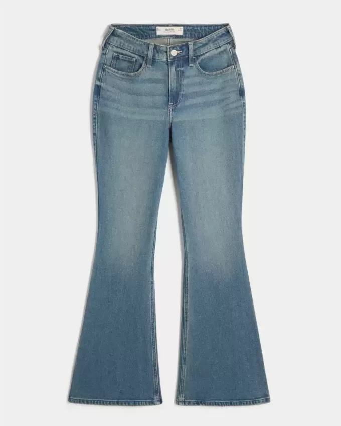 Curvy High-Rise Flare Jeans mit mittlerer Waschung Curvy High-Rise Flare Jeans mit mittlerer Waschung