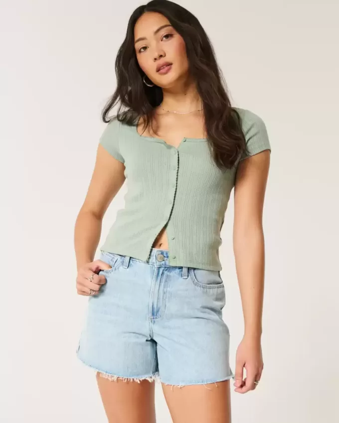 Curvy High-Rise-Jeansshorts in heller Waschung, 5 Zoll Curvy High-Rise-Jeansshorts in heller Waschung, 5 Zoll