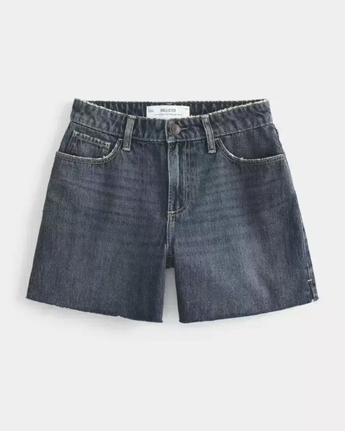 Curvy High-Rise Relaxed Denim Shorts in dunkler Waschung, 5″ Curvy High-Rise Relaxed Denim Shorts in dunkler Waschung, 5″