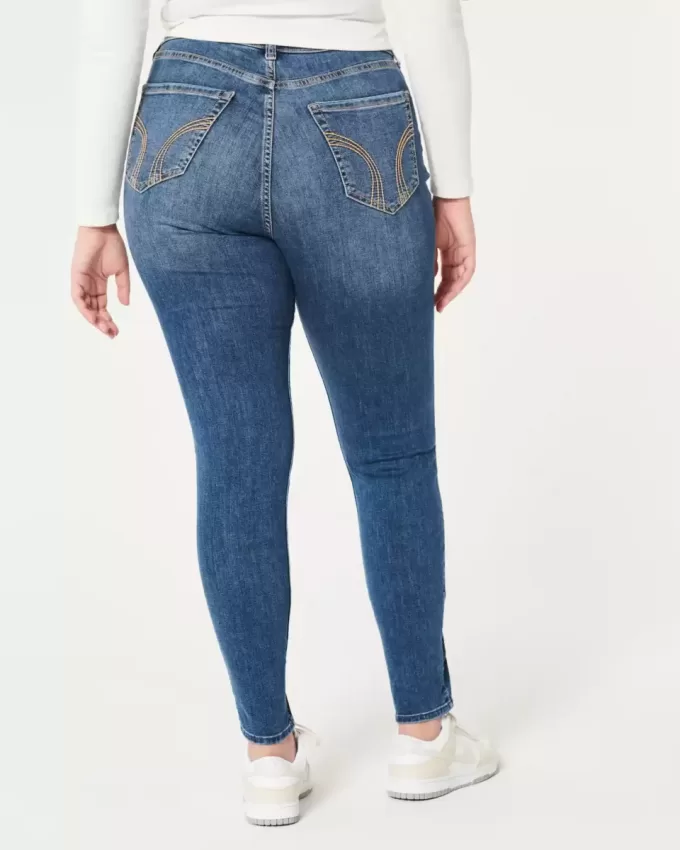 Curvy High-Rise Ripped Super Skinny Jeans in dunkler Waschung Curvy High-Rise Ripped Super Skinny Jeans in dunkler Waschung