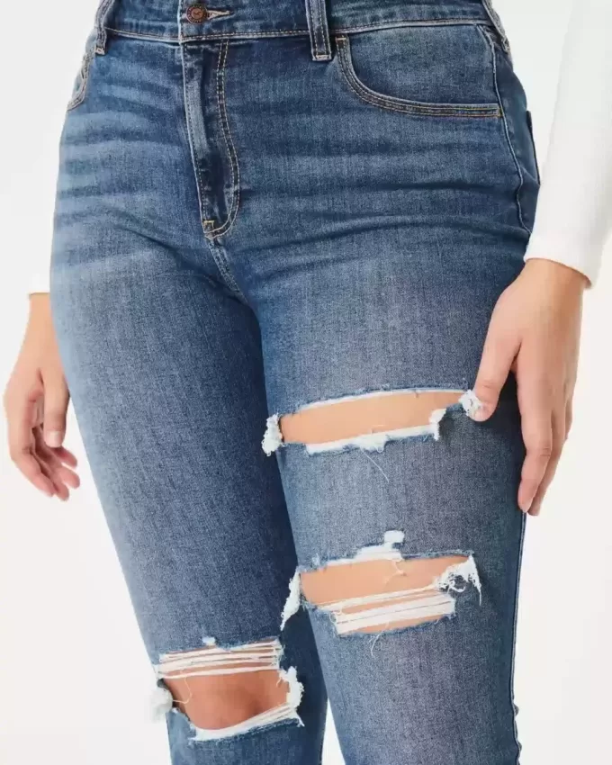 Curvy High-Rise Ripped Super Skinny Jeans in dunkler Waschung Curvy High-Rise Ripped Super Skinny Jeans in dunkler Waschung