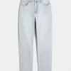 Curvy High-Rise Straight Jeans in heller Waschung Curvy High-Rise Straight Jeans in heller Waschung