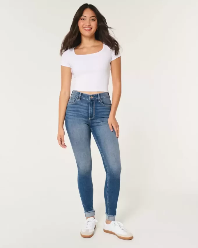 Curvy High-Rise Super Skinny Jeans in mittlerer Waschung Curvy High-Rise Super Skinny Jeans in mittlerer Waschung
