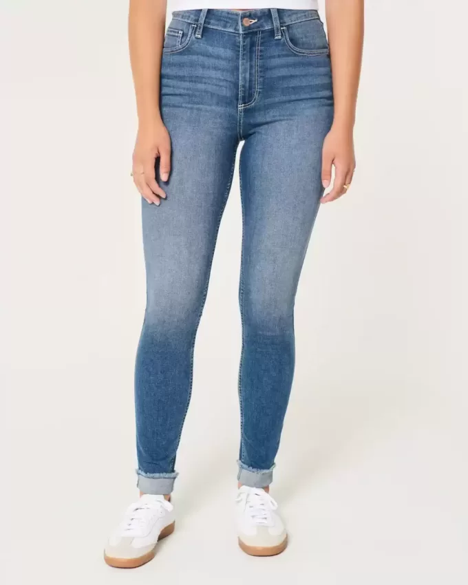 Curvy High-Rise Super Skinny Jeans in mittlerer Waschung Curvy High-Rise Super Skinny Jeans in mittlerer Waschung