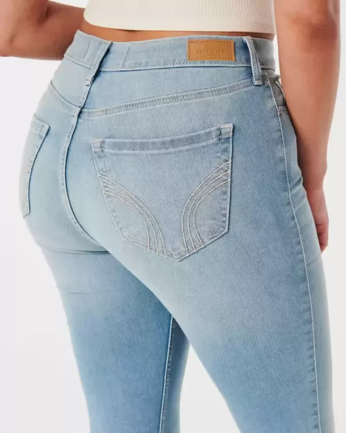 Curvy High-Rise Super Skinny Jeans in mittlerer Waschung Curvy High-Rise Super Skinny Jeans in mittlerer Waschung