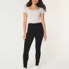 Curvy High-Rise Super Skinny Jeans in Schwarz Curvy High-Rise Super Skinny Jeans in Schwarz
