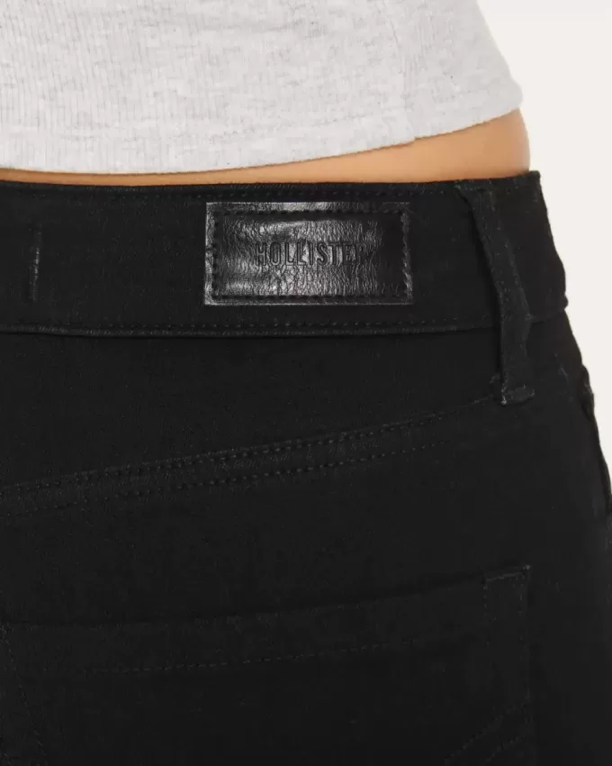 Curvy High-Rise Super Skinny Jeans in Schwarz Curvy High-Rise Super Skinny Jeans in Schwarz