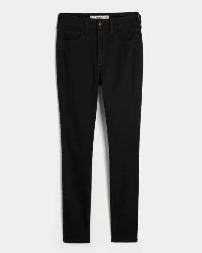 Curvy High-Rise Super Skinny Jeans in Schwarz Curvy High-Rise Super Skinny Jeans in Schwarz