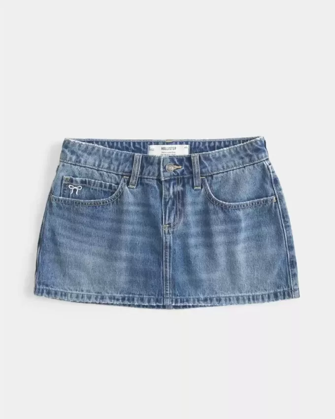 Curvy Low-Rise Mini-Jeansrock mit bestickter Schleife Curvy Low-Rise Mini-Jeansrock mit bestickter Schleife
