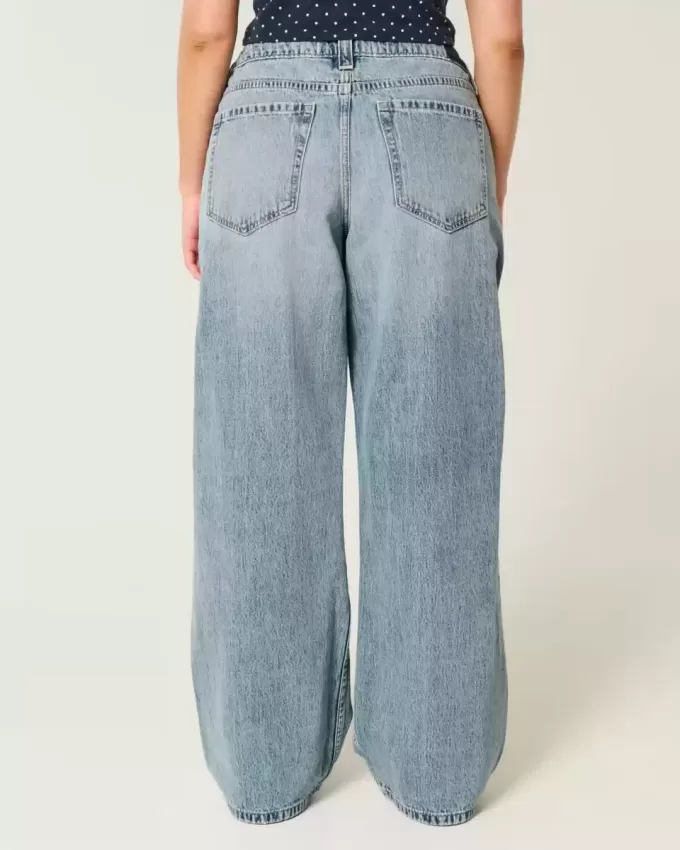 Curvy Low-Rise Ripped Super Baggy Jeans in mittlerer Waschung Curvy Low-Rise Ripped Super Baggy Jeans in mittlerer Waschung
