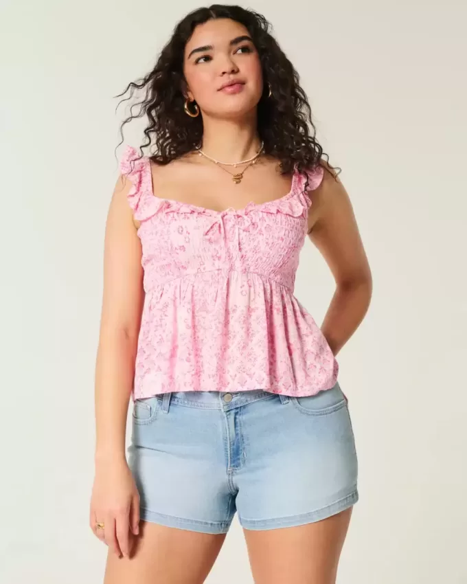 Curvy Low-Rise-Shortie-Shorts aus Denim mit heller Waschung und Blumenstickerei Curvy Low-Rise-Shortie-Shorts aus Denim mit heller Waschung und Blumenstickerei