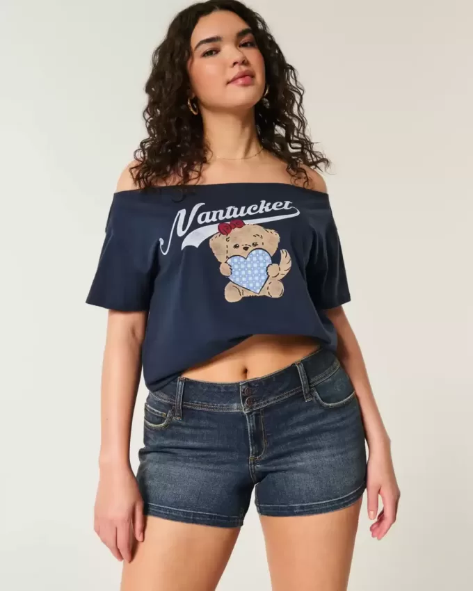 Curvy Low-Rise-Shortie-Shorts aus dunkel gewaschenem Denim Curvy Low-Rise-Shortie-Shorts aus dunkel gewaschenem Denim