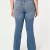 Curvy Mid-Rise Boot-Jeans mit mittlerer Waschung Curvy Mid-Rise Boot-Jeans mit mittlerer Waschung