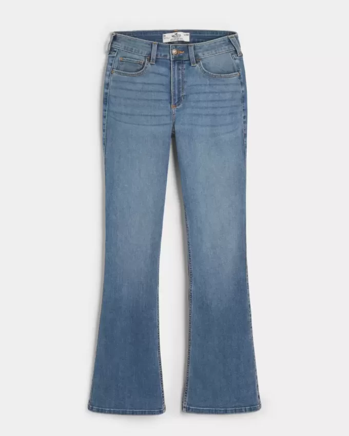 Curvy Mid-Rise Boot-Jeans mit mittlerer Waschung Curvy Mid-Rise Boot-Jeans mit mittlerer Waschung
