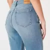 Curvy Ultra High Rise Mom-Jeans in mittlerer Waschung Curvy Ultra High Rise Mom-Jeans in mittlerer Waschung