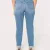Curvy Ultra High Rise zerrissene Mom-Jeans in mittlerer Waschung Curvy Ultra High Rise zerrissene Mom-Jeans in mittlerer Waschung