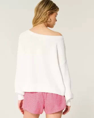 Easy Heart Graphic Off-the-Shoulder-Pullover