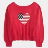 Einfacher schulterfreier Pullover mit Herzflaggen-Grafik Einfacher schulterfreier Pullover mit Herzflaggen-Grafik