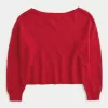 Einfacher schulterfreier Pullover mit Herzmuster Einfacher schulterfreier Pullover mit Herzmuster