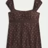 Einfaches Babydoll-Top aus Satin zum Binden Einfaches Babydoll-Top aus Satin zum Binden