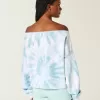 Einfaches, doppeltes, schulterfreies Sweatshirt mit Batikmuster Einfaches, doppeltes, schulterfreies Sweatshirt mit Batikmuster