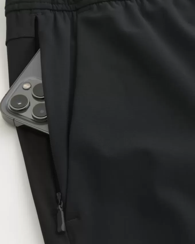 Entspannte, ganztägige Taper-Hose Entspannte, ganztägige Taper-Hose