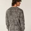Entspanntes Thermo-Langarmshirt mit Rundhalsausschnitt und Camouflage-Muster Entspanntes Thermo-Langarmshirt mit Rundhalsausschnitt und Camouflage-Muster