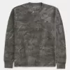 Entspanntes Thermo-Langarmshirt mit Rundhalsausschnitt und Camouflage-Muster Entspanntes Thermo-Langarmshirt mit Rundhalsausschnitt und Camouflage-Muster
