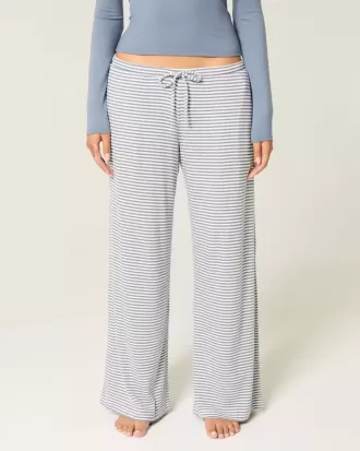 Gemütliche gerippte Hose mit weitem Bein