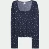 Gemütliches Pyjamaoberteil mit Blumenmuster Gemütliches Pyjamaoberteil mit Blumenmuster