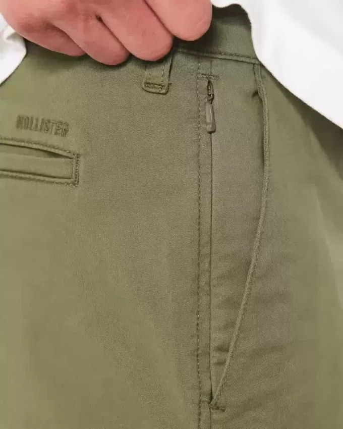 Gerade Chinohose
