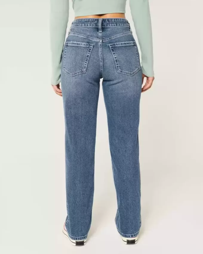 Gerade geschnittene Jeans mit hoher Taille und mittlerer Waschung Gerade geschnittene Jeans mit hoher Taille und mittlerer Waschung
