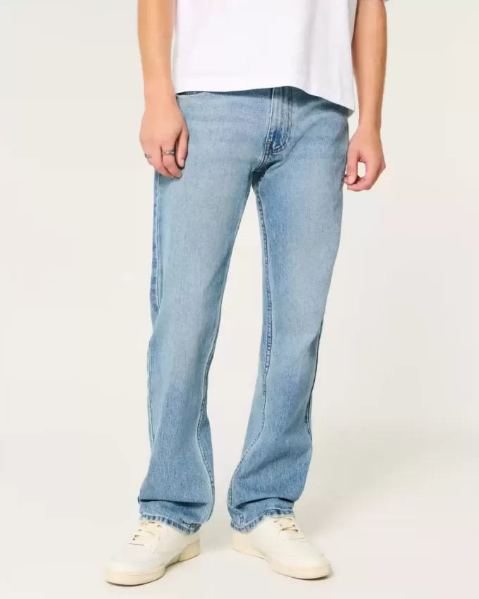 Gerade Jeans in mittlerer Waschung Gerade Jeans in mittlerer Waschung