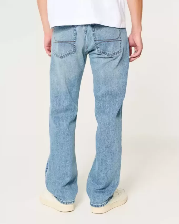 Gerade Jeans in mittlerer Waschung Gerade Jeans in mittlerer Waschung