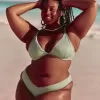 Gerippte Cheekiest-Bikinihose mit hohem Beinausschnitt Gerippte Cheekiest-Bikinihose mit hohem Beinausschnitt