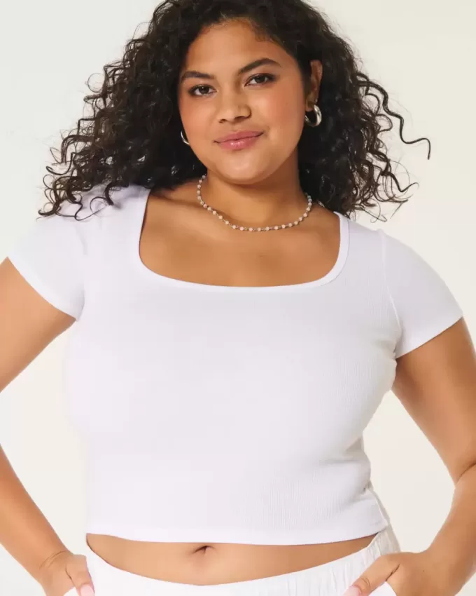 Geripptes Baby-T-Shirt mit eckigem Ausschnitt Geripptes Baby-T-Shirt mit eckigem Ausschnitt