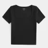 Geripptes Baby-T-Shirt mit eckigem Ausschnitt Geripptes Baby-T-Shirt mit eckigem Ausschnitt