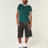 Geschrumpftes Ringer-T-Shirt Geschrumpftes Ringer-T-Shirt