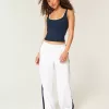 Gestreifte Baggy-Schlupfhose Gestreifte Baggy-Schlupfhose
