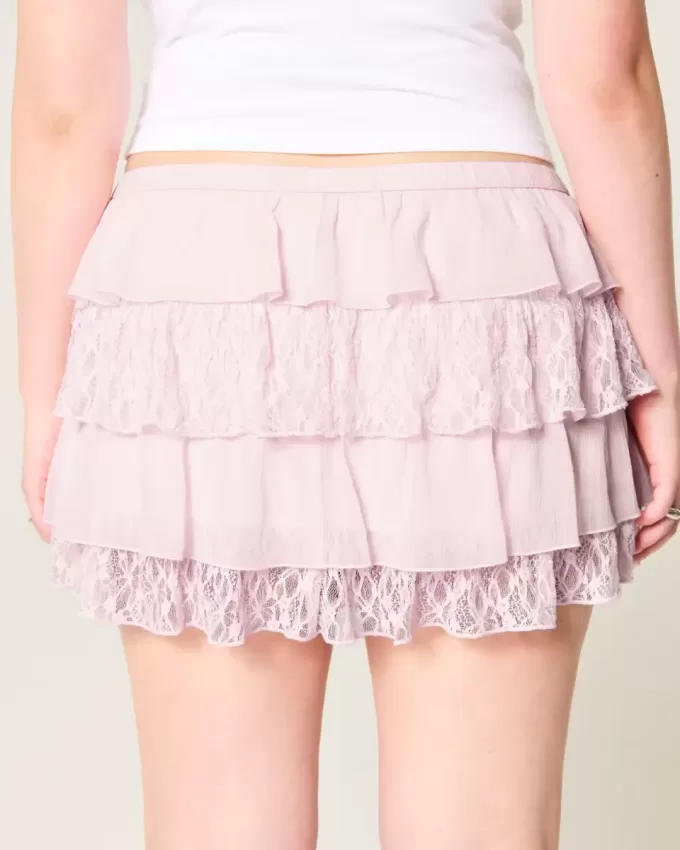 Gestufter Mini-Skort aus Spitzen-Chiffon Gestufter Mini-Skort aus Spitzen-Chiffon