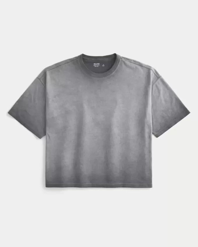 Gewaschenes Baggy Crop T-Shirt mit Rundhalsausschnitt Gewaschenes Baggy Crop T-Shirt mit Rundhalsausschnitt