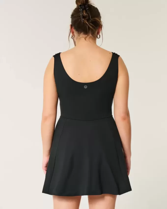 Gilly Hicks Active Cinch-Kleid Gilly Hicks Active Cinch-Kleid