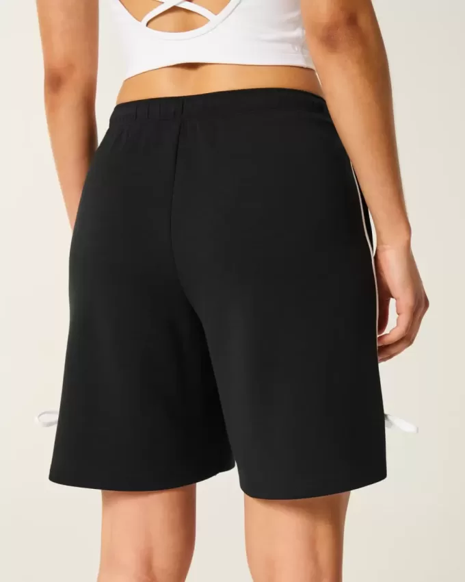 Gilly Hicks Active Cooldown Shorts mit seitlicher Schleife Gilly Hicks Active Cooldown Shorts mit seitlicher Schleife